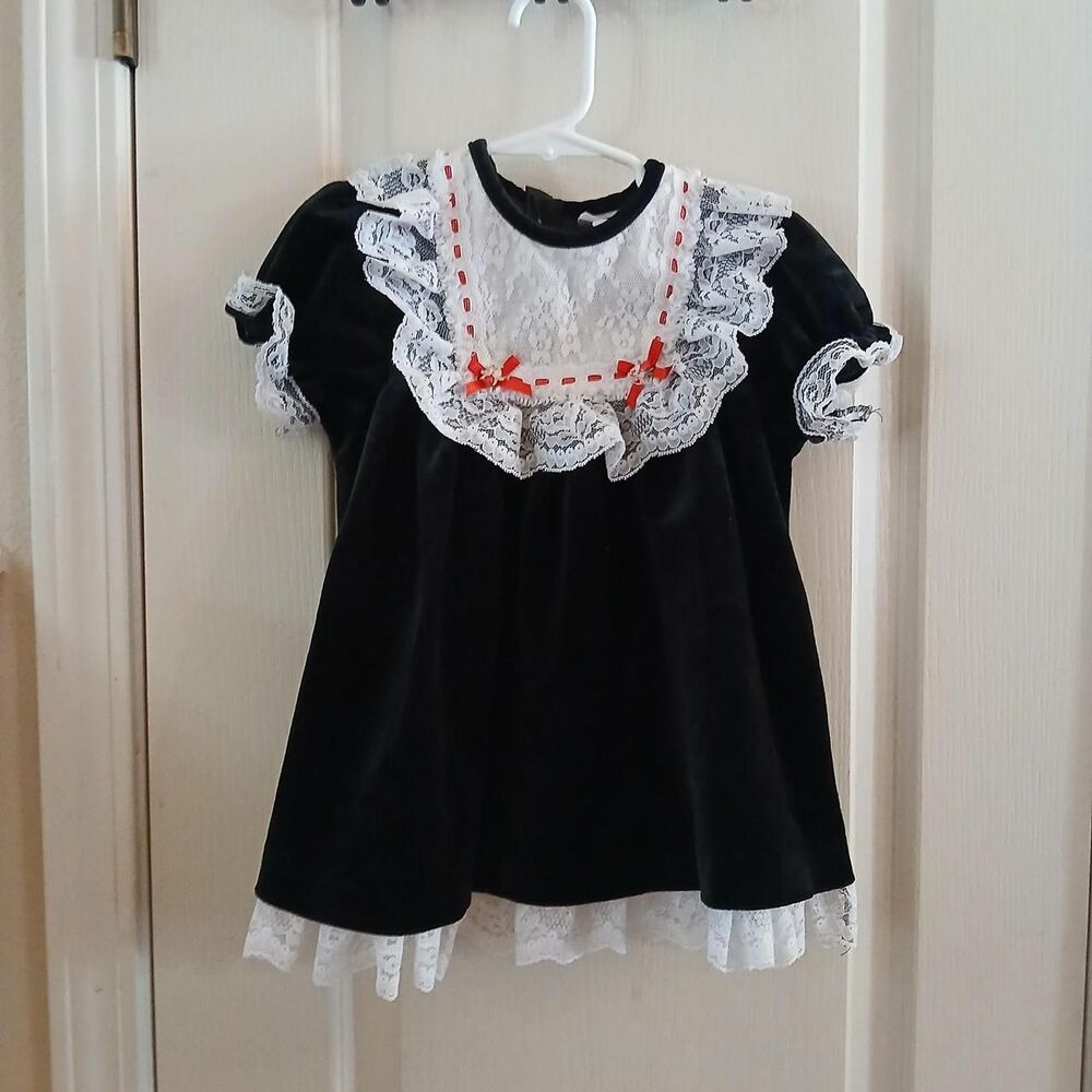Vintage 90s Roanna Black Velvet White Lace Bib Collar Dress 3T Retro Holidays